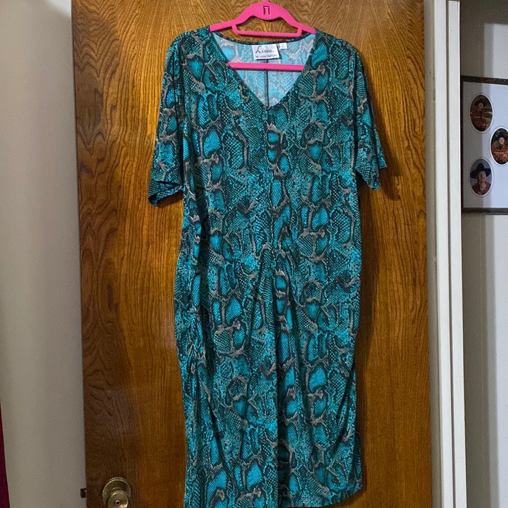 Linea / dress / size 1X price is firm
